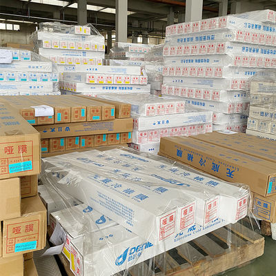 Harga yang bagus Film Laminasi Dingin Tanpa Dasar BOPP Matte Film Laminasi Dingin Mudah Dioperasikan on line