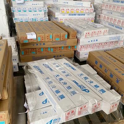 Harga yang bagus Kustomisasi Beberapa Spesifikasi Film Laminasi Dingin Tanpa Dasar on line